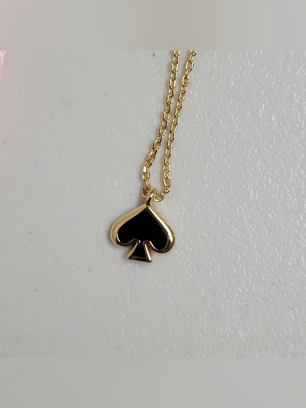 Kate Spade NWT Everyday Spade Enamel Mini Pendant Black & Gold.